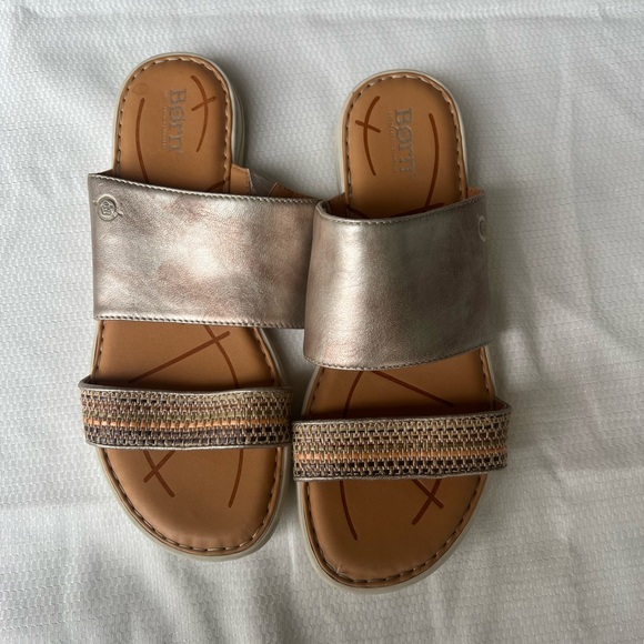 Born Women's Silver and Tan Sandals - Picture 3 of 10